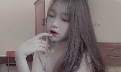 Hot girl đa tài Thị Nhung của ‘gãy TV’ lộ clip nóng không che