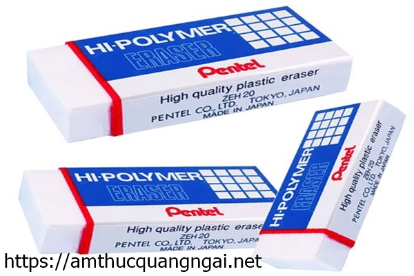 C&aacute;ch l&agrave;m sạch xi măng tr&ecirc;n nền nh&agrave; bằng g&ocirc;m tẩy