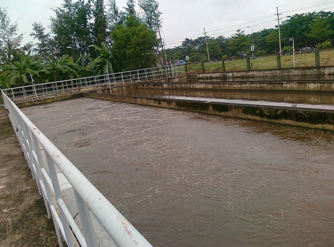 Sự cố b&ugrave;n vi sinh