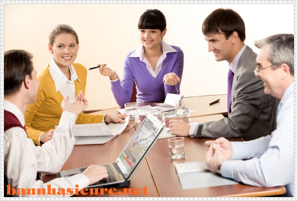 học ti&ecirc;́ng Nga đ&ecirc;̉ giao ti&ecirc;́p