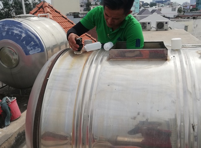Vệ sinh bồn nước quận B&igrave;nh Thạnh Tr&iacute; Bảo