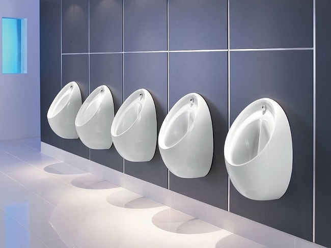 C&aacute;ch khử m&ugrave;i h&ocirc;i bồn tiểu nam hiệu quả