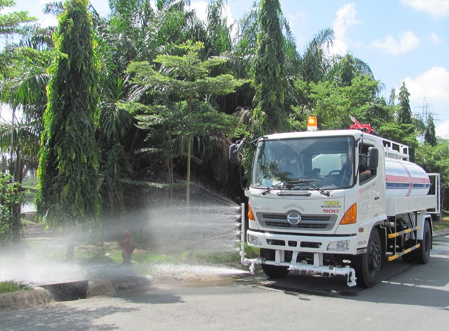 Dịch vụ xe bồn tưới nước rửa đường Môi Trường Xanh là một giải pháp tiện lợi