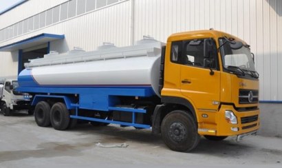 Công ty xe bồn chở nước tưới cây liên hệ Môi Trường Xanh uy tín