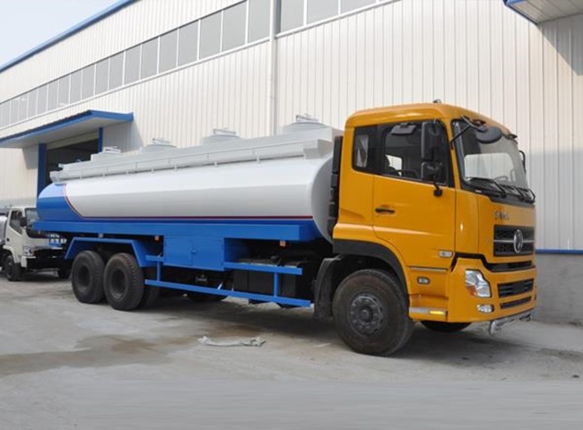Giá thuê xe bồn tưới nước rửa đường rẻ nhất