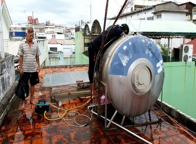 vệ sinh bể nước huyện H&oacute;c M&ocirc;n